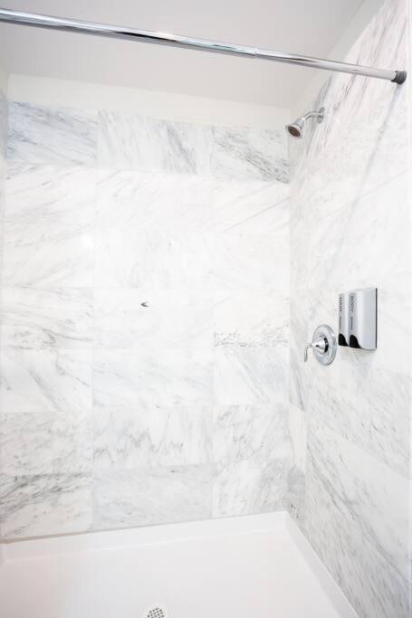Luxurious Furnished Studio W Full Kitchen In Sd San Diego Exteriör bild